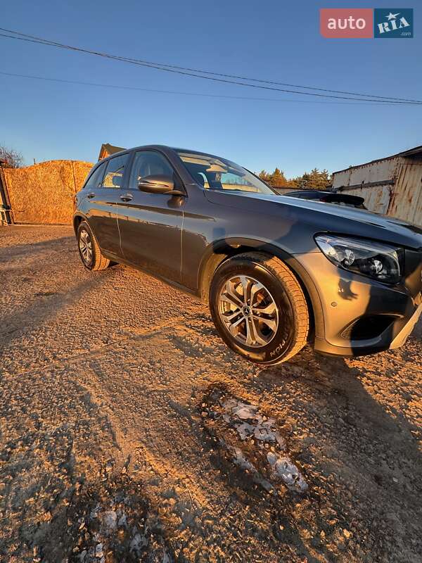Позашляховик / Кросовер Mercedes-Benz GLC-Class 2018 в Новояворівську