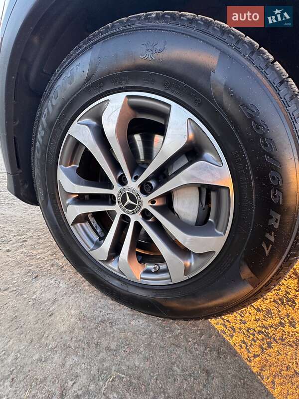 Позашляховик / Кросовер Mercedes-Benz GLC-Class 2018 в Новояворівську
