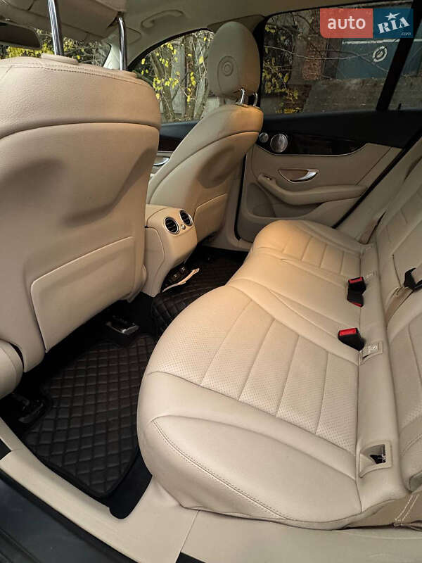 Внедорожник / Кроссовер Mercedes-Benz GLC-Class 2019 в Яготине