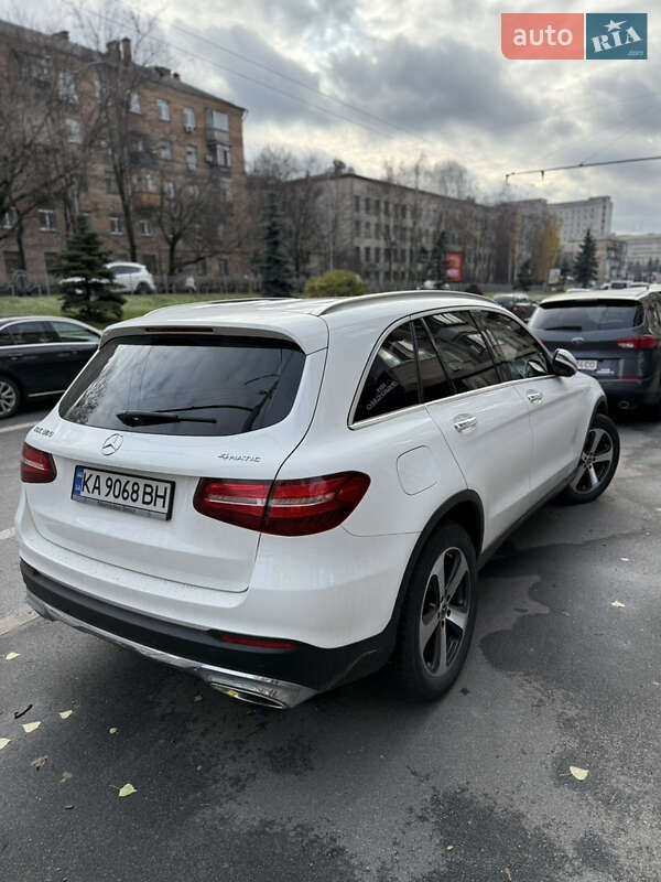 Внедорожник / Кроссовер Mercedes-Benz GLC-Class 2016 в Киеве фото 2 Внедорожник / Кроссовер Mercedes-Benz GLC-Class 2016 в Киеве
