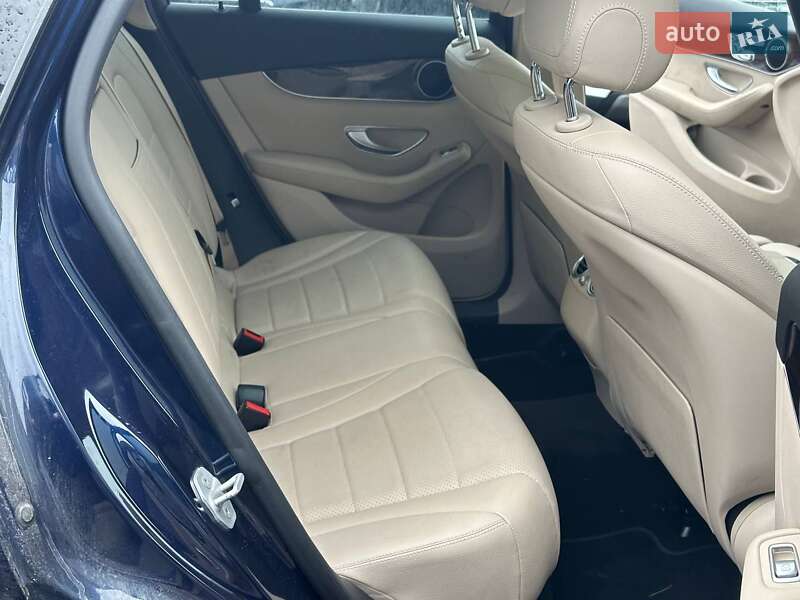 Внедорожник / Кроссовер Mercedes-Benz GLC-Class 2016 в Луцке