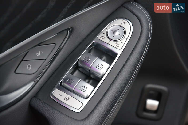 Позашляховик / Кросовер Mercedes-Benz GLC-Class 2019 в Києві фото 15 Позашляховик / Кросовер Mercedes-Benz GLC-Class 2019 в Києві