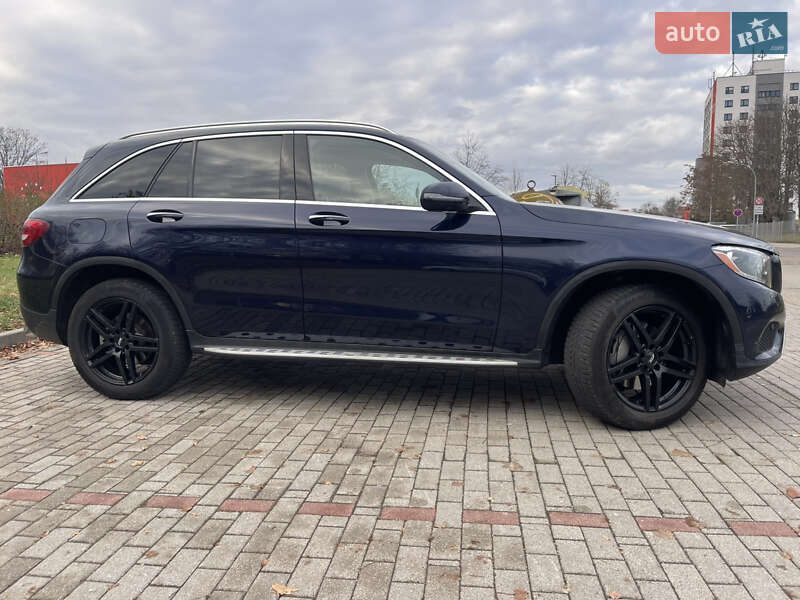 Внедорожник / Кроссовер Mercedes-Benz GLC-Class 2016 в Львове