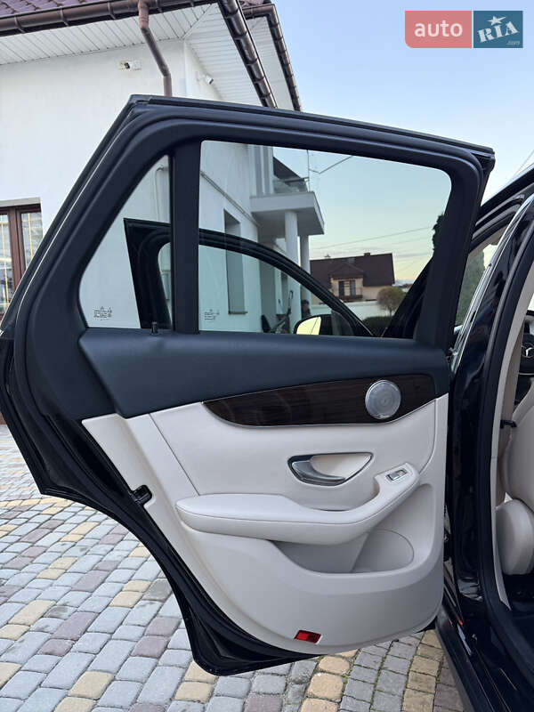 Позашляховик / Кросовер Mercedes-Benz GLC-Class 2016 в Дрогобичі