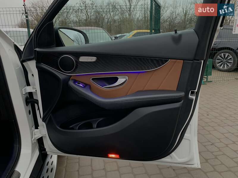 Внедорожник / Кроссовер Mercedes-Benz GLC-Class 2021 в Бердичеве