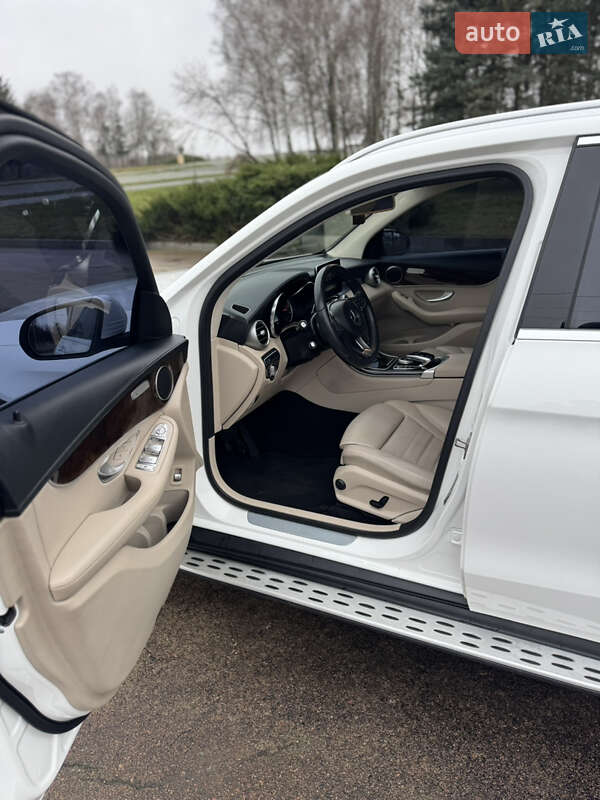 Внедорожник / Кроссовер Mercedes-Benz GLC-Class 2017 в Житомире