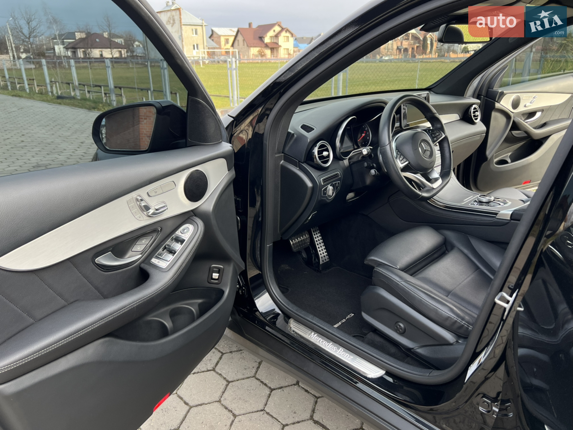 2019 Mercedes-Benz GLC - мініатюра 33
