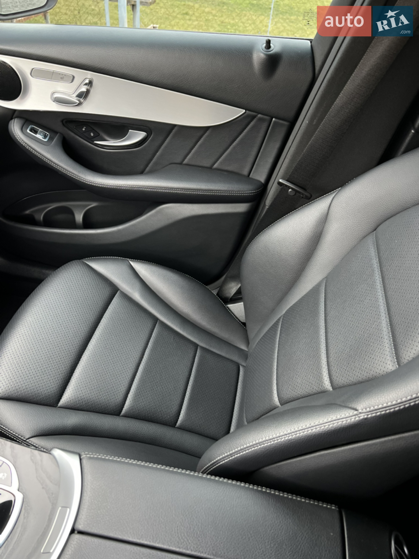 2019 Mercedes-Benz GLC - мініатюра 54