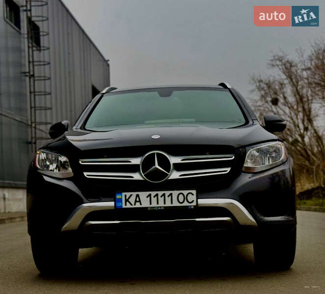 Внедорожник / Кроссовер Mercedes-Benz GLC-Class 2016 в Киеве