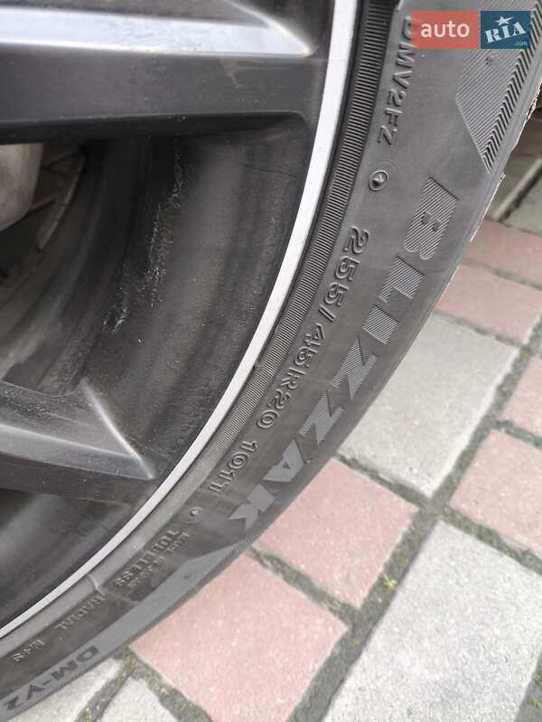 Позашляховик / Кросовер Mercedes-Benz GLC-Class 2016 в Львові фото 21 Позашляховик / Кросовер Mercedes-Benz GLC-Class 2016 в Львові