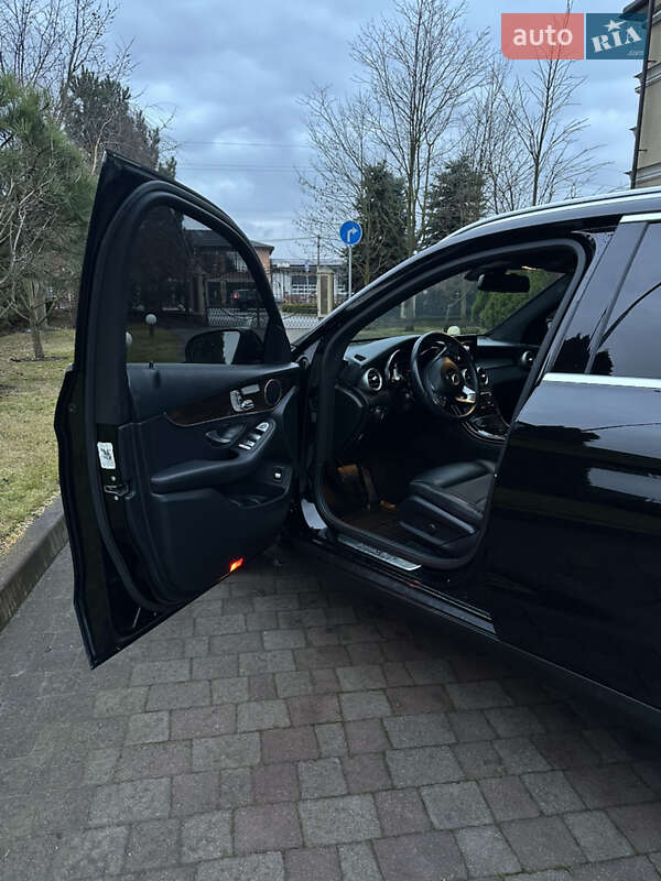 Позашляховик / Кросовер Mercedes-Benz GLC-Class 2019 в Сарнах