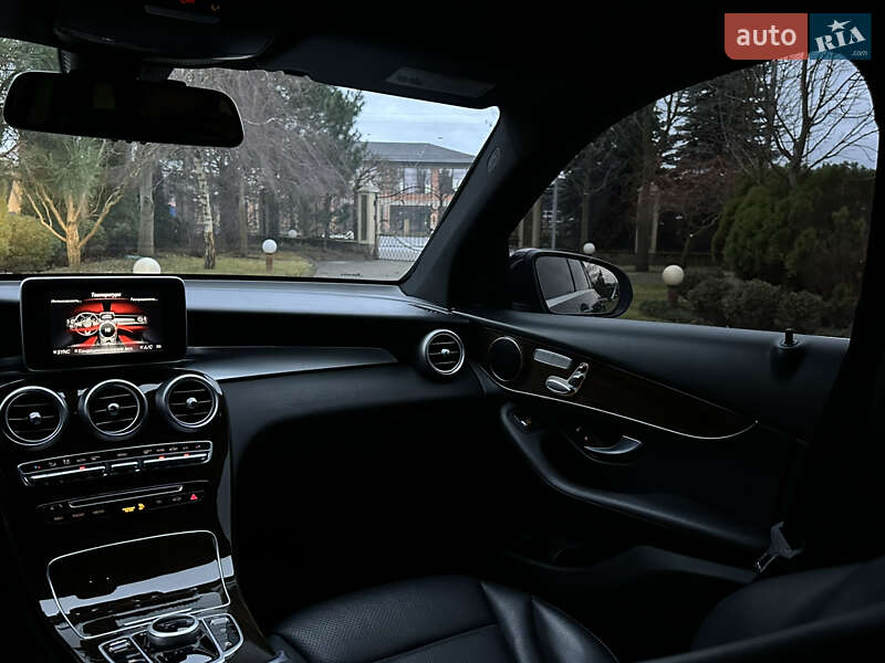 Позашляховик / Кросовер Mercedes-Benz GLC-Class 2019 в Сарнах