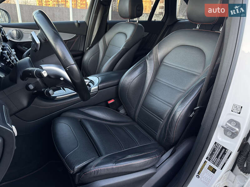 Внедорожник / Кроссовер Mercedes-Benz GLC-Class 2016 в Киеве фото 39 Внедорожник / Кроссовер Mercedes-Benz GLC-Class 2016 в Киеве