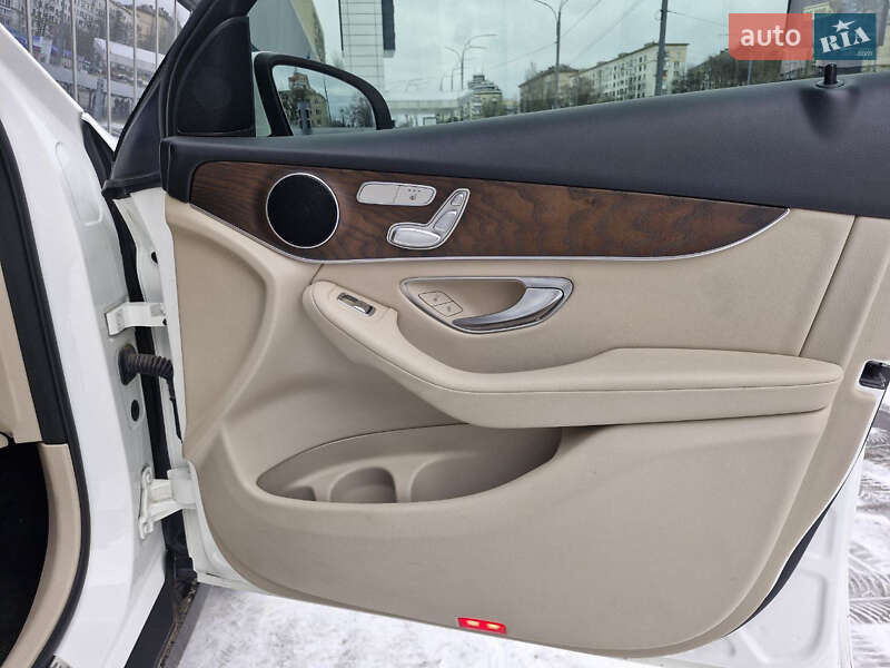 Позашляховик / Кросовер Mercedes-Benz GLC-Class 2019 в Києві