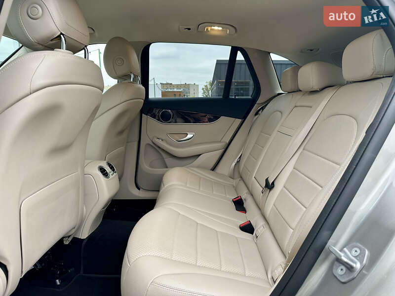 Позашляховик / Кросовер Mercedes-Benz GLC-Class 2020 в Києві