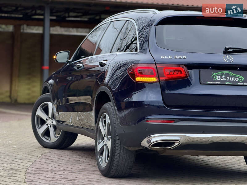 Внедорожник / Кроссовер Mercedes-Benz GLC-Class 2016 в Мукачево