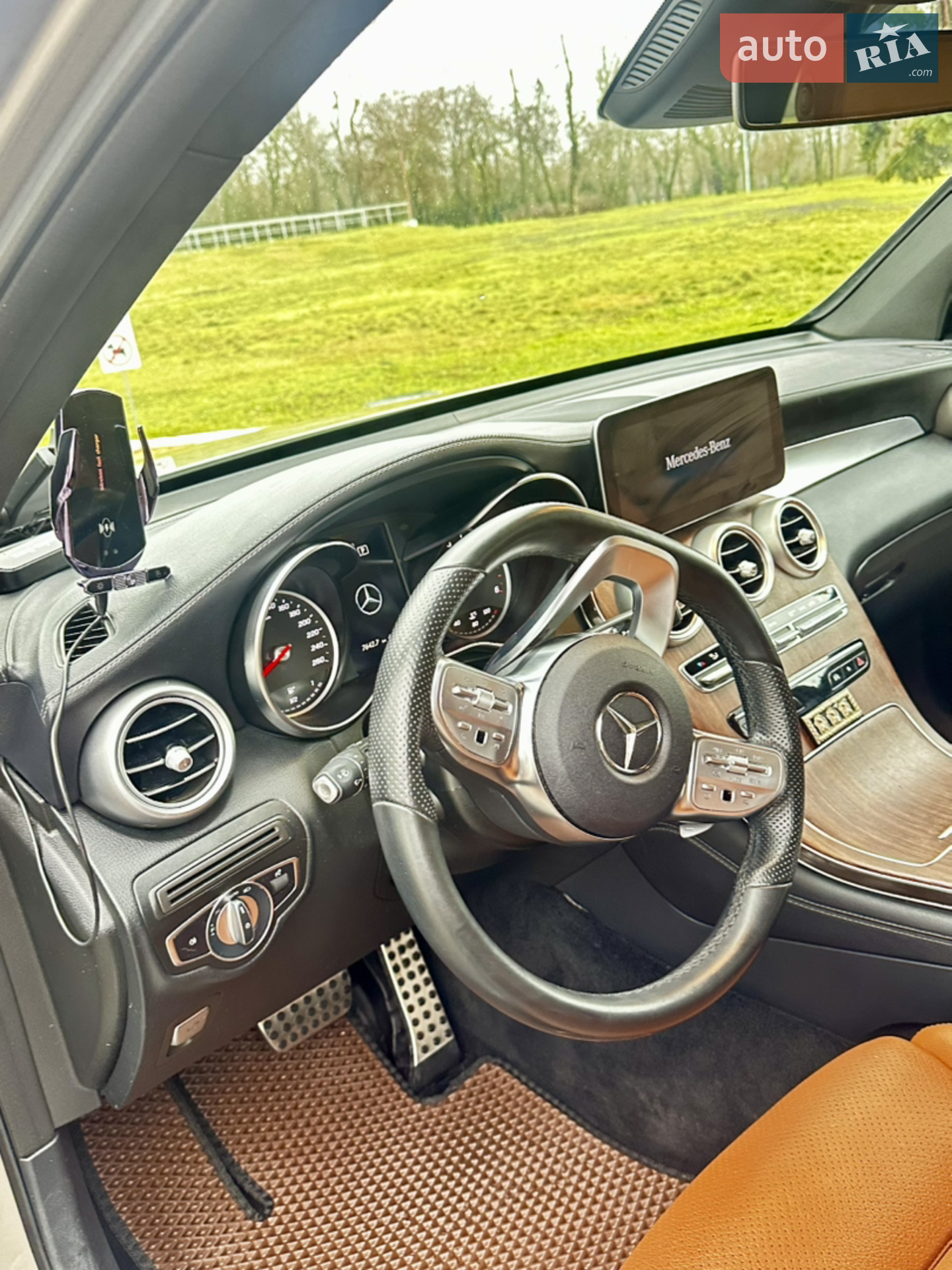 Mercedes-Benz GLC Class 2020 VIN W1N2539191F804228 фото оголошення 14 з 18
