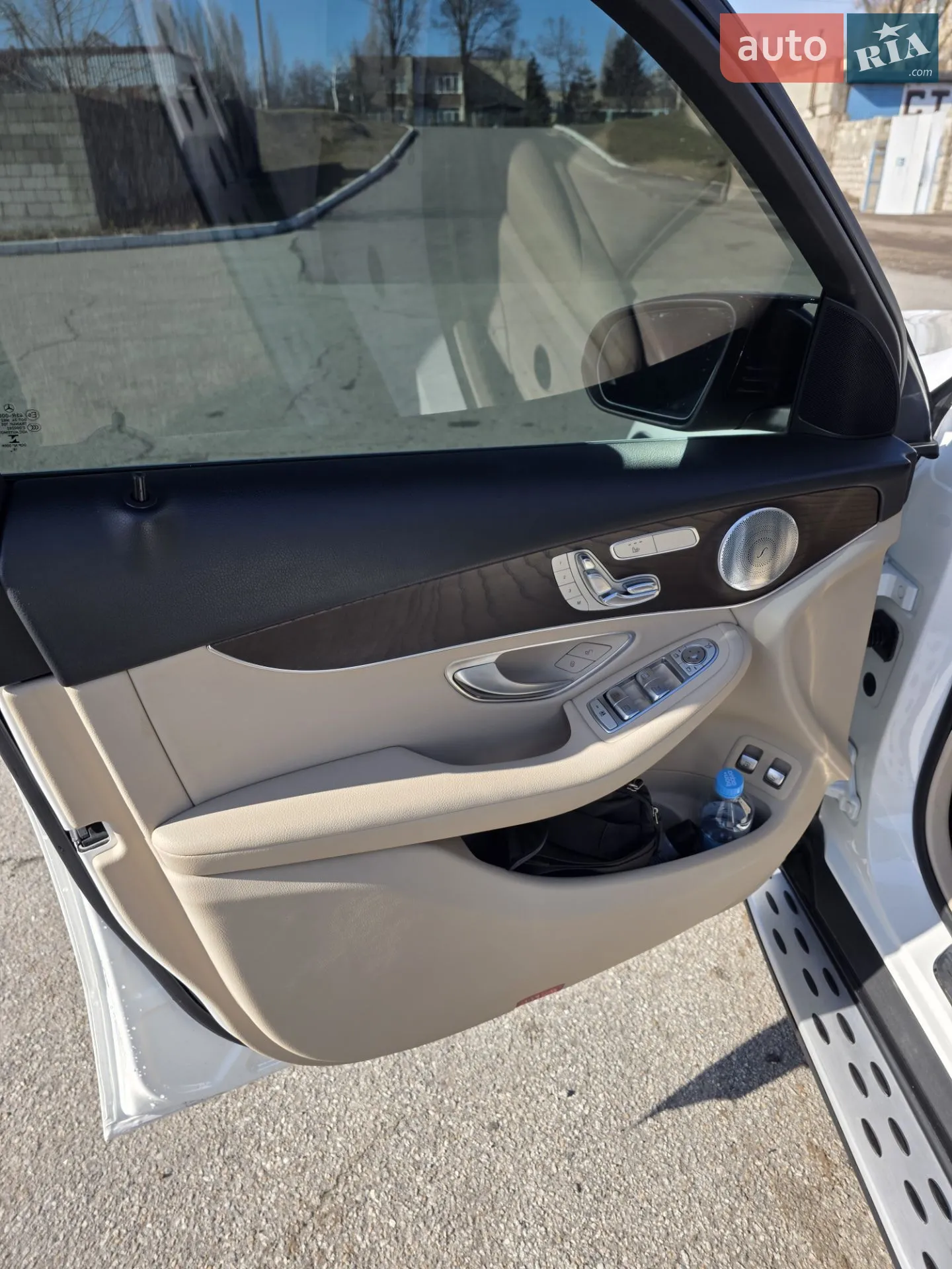 2019 Mercedes-Benz GLC - мініатюра 28