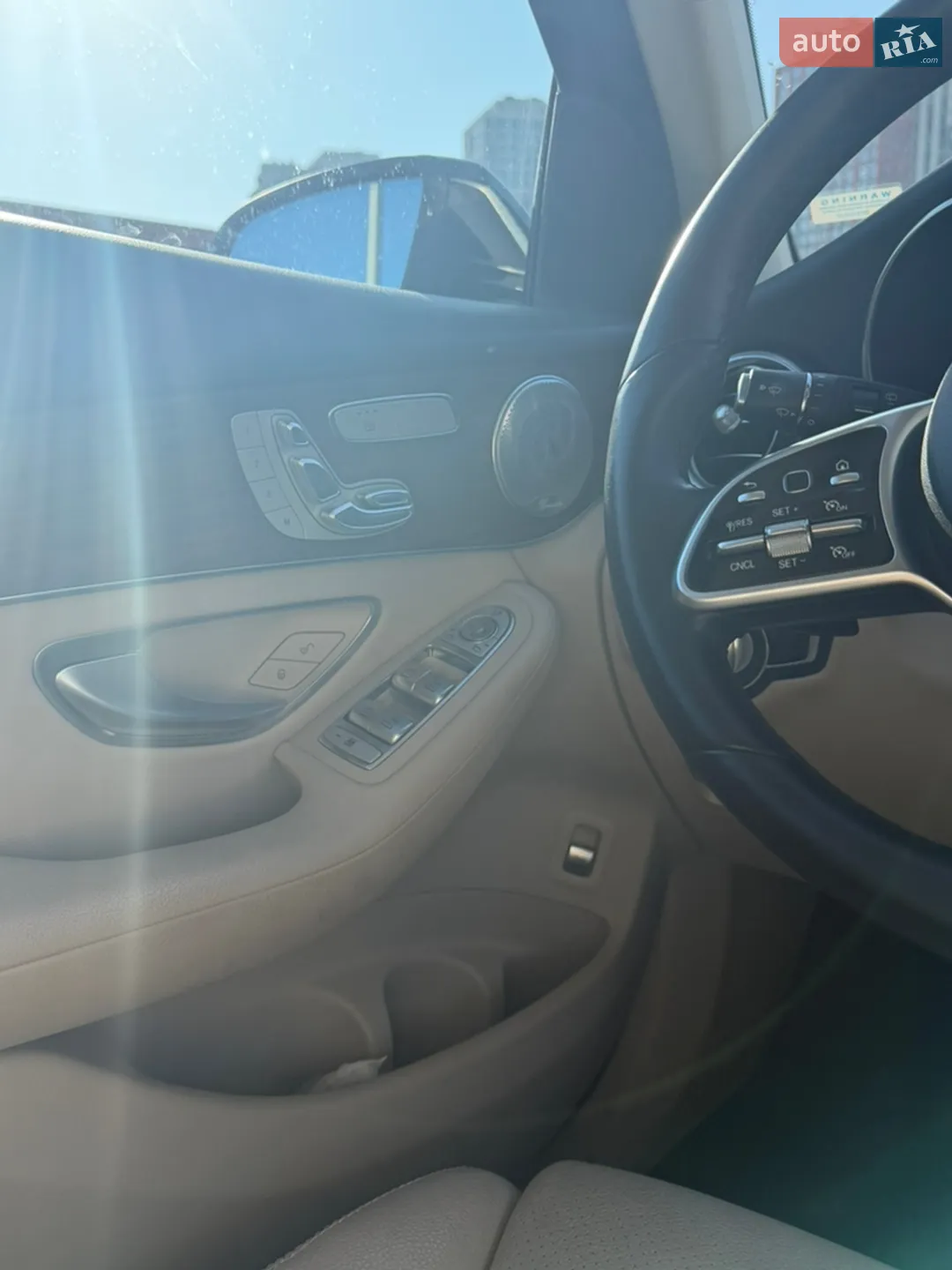 2022 Mercedes-Benz GLC - мініатюра 14