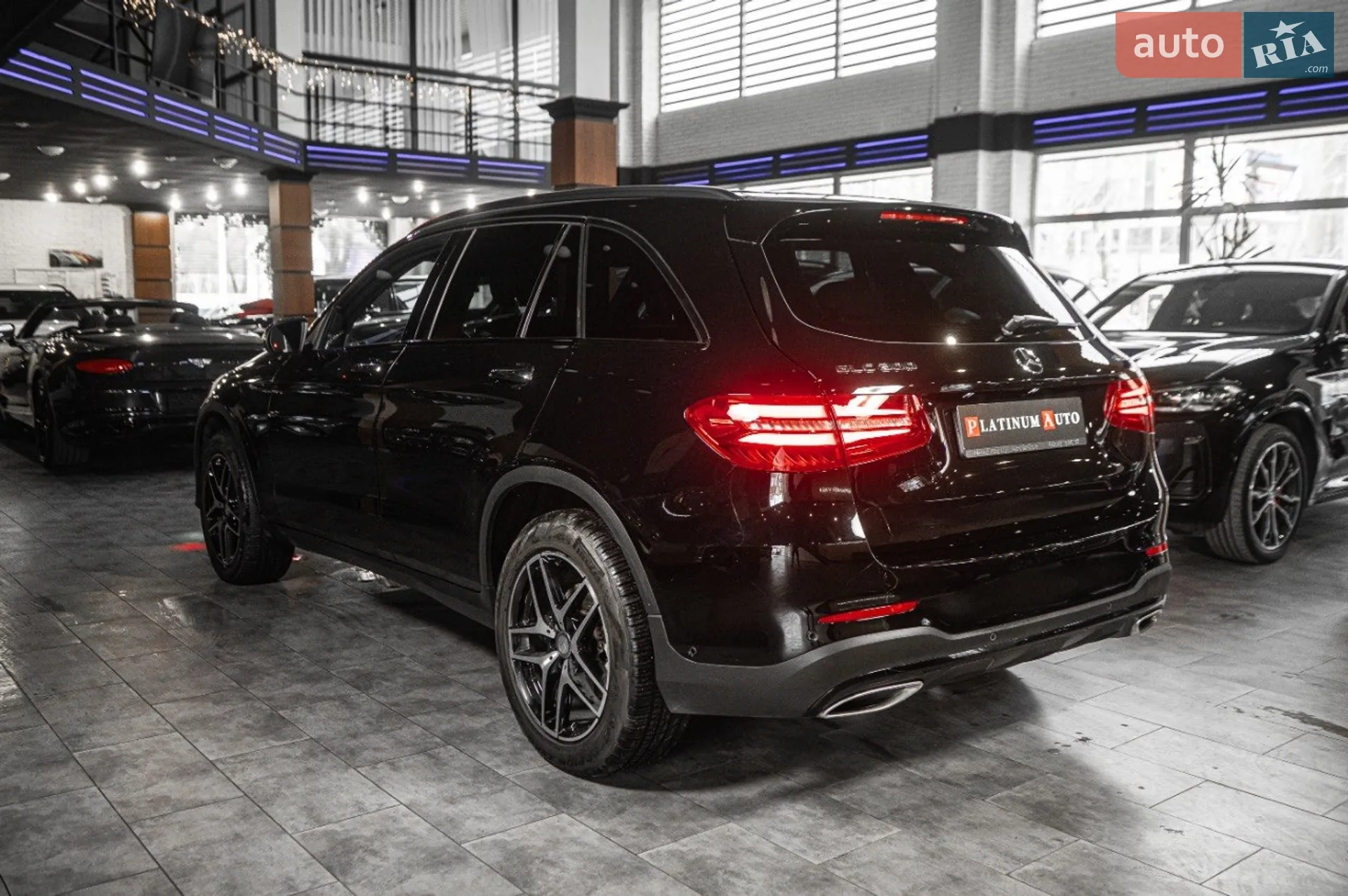 2016 Mercedes-Benz GLC - мініатюра 21