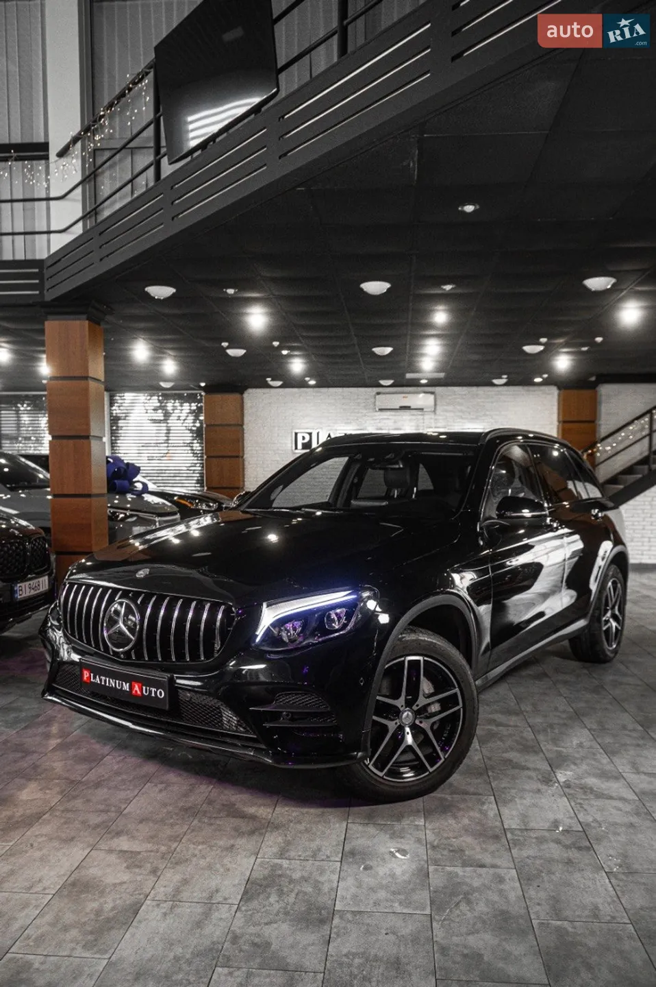 2016 Mercedes-Benz GLC - мініатюра 35