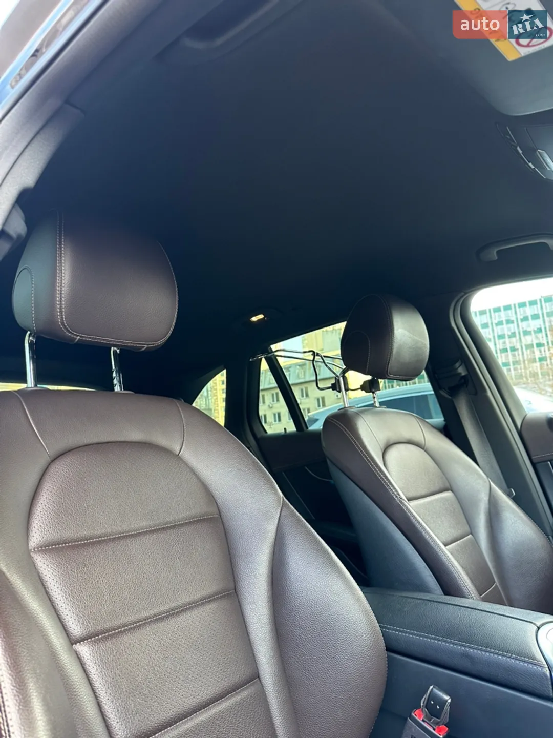 2018 Mercedes-Benz GLC - мініатюра 29