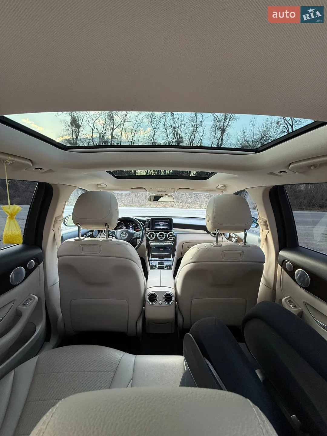 2017 Mercedes-Benz GLC - мініатюра 21