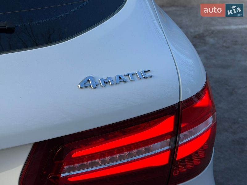 Внедорожник / Кроссовер Mercedes-Benz GLC-Class 2017 в Киеве