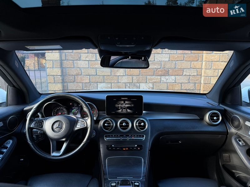 Внедорожник / Кроссовер Mercedes-Benz GLC-Class 2017 в Киеве