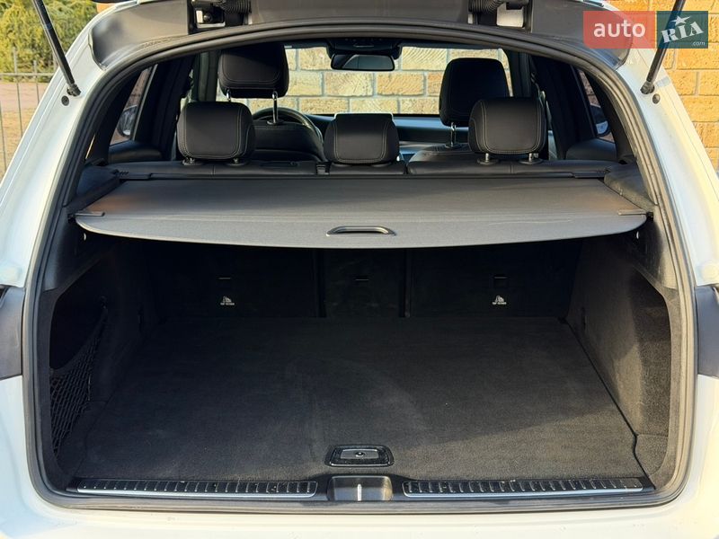 Внедорожник / Кроссовер Mercedes-Benz GLC-Class 2017 в Киеве