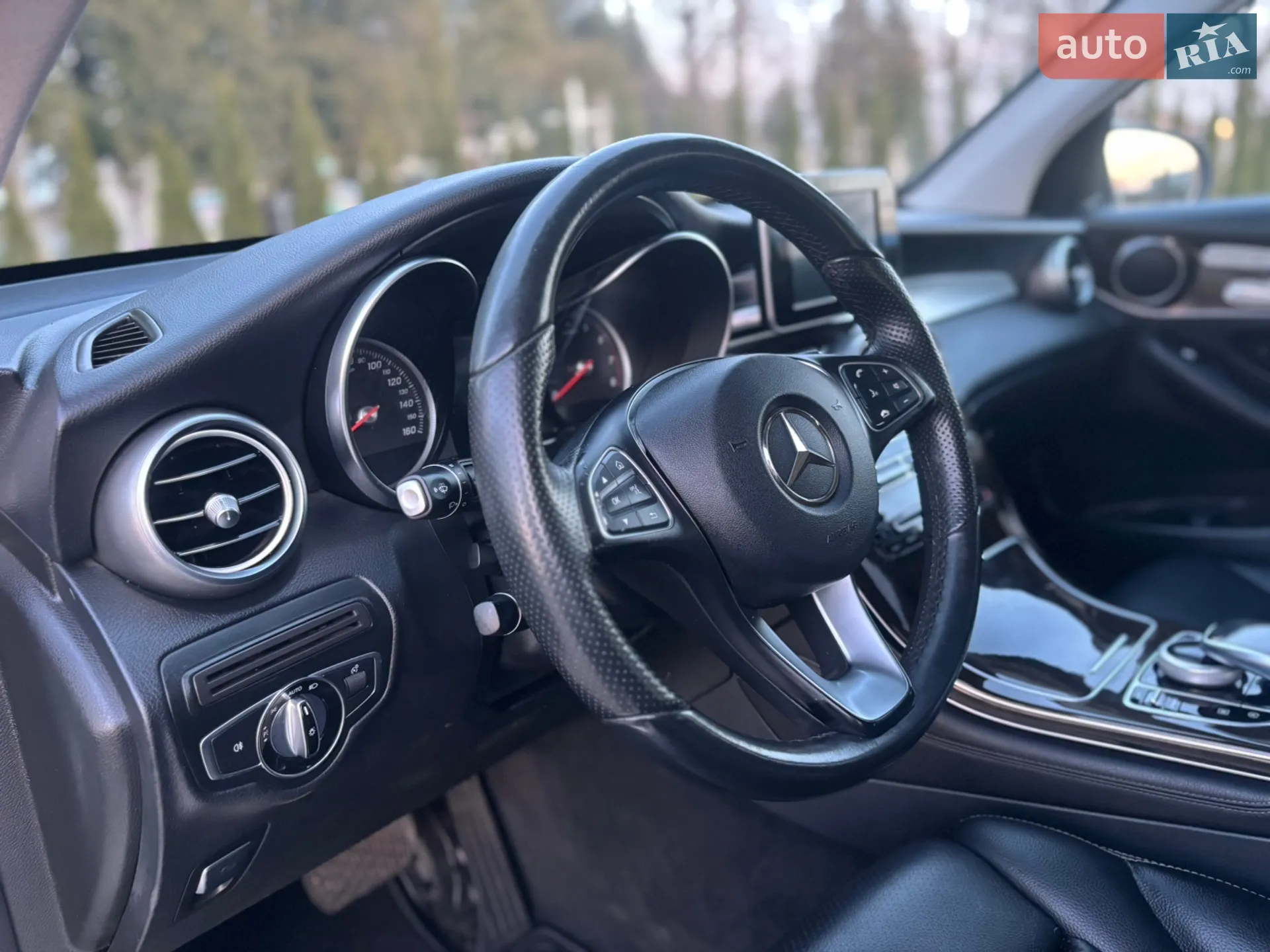 2016 Mercedes-Benz GLC - мініатюра 22