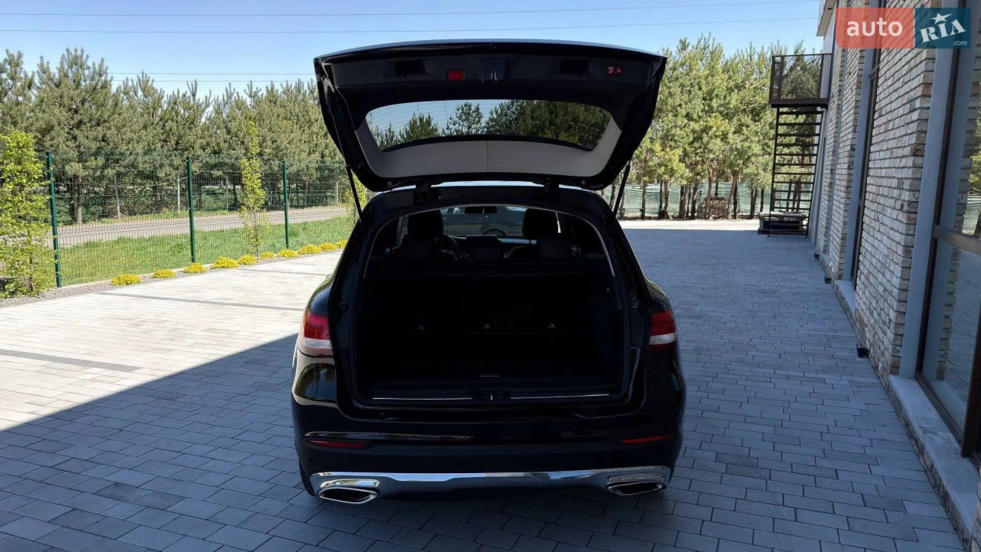 2016 Mercedes-Benz GLC - мініатюра 16
