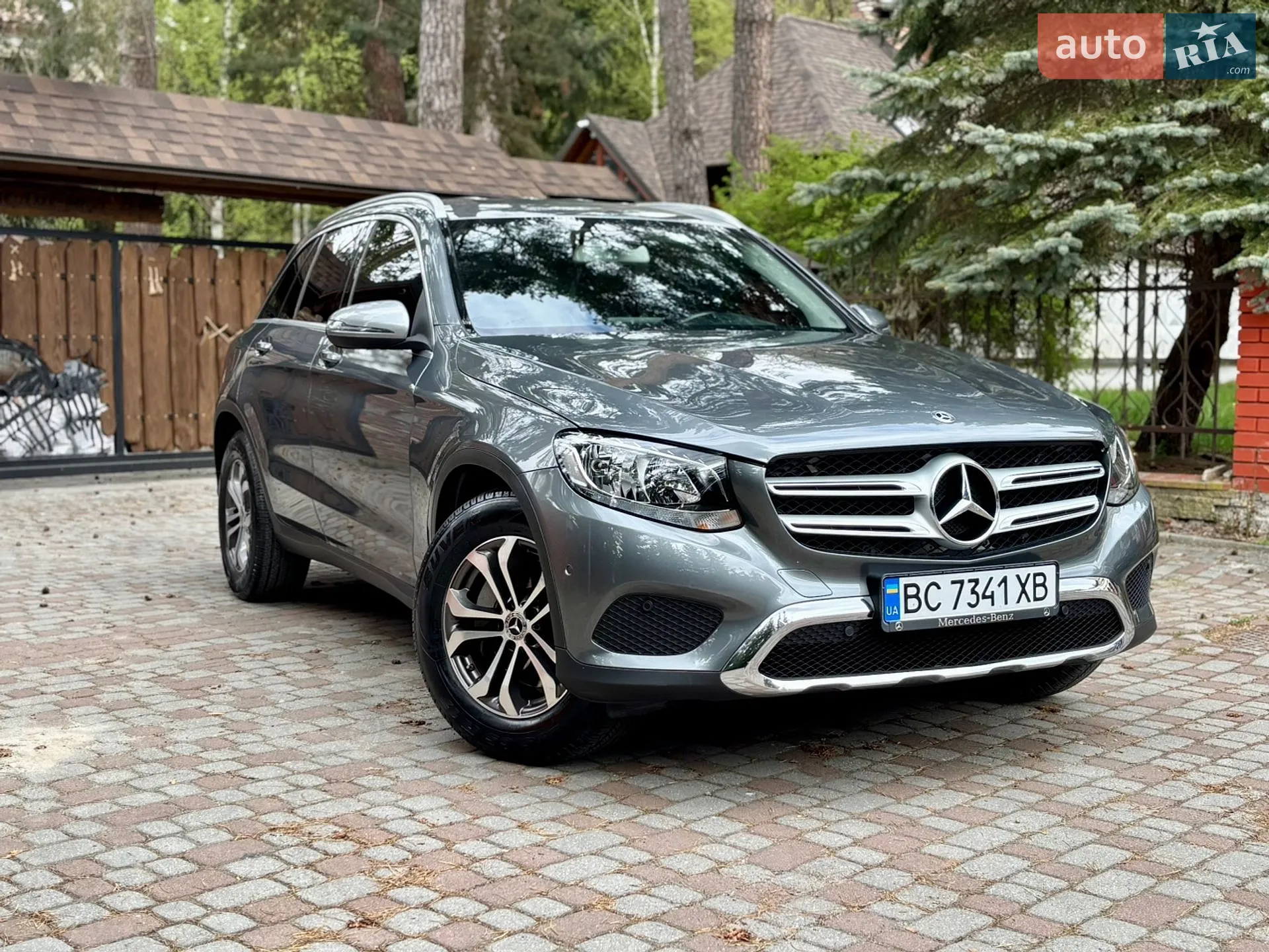 2017 Mercedes-Benz GLC - фото 1