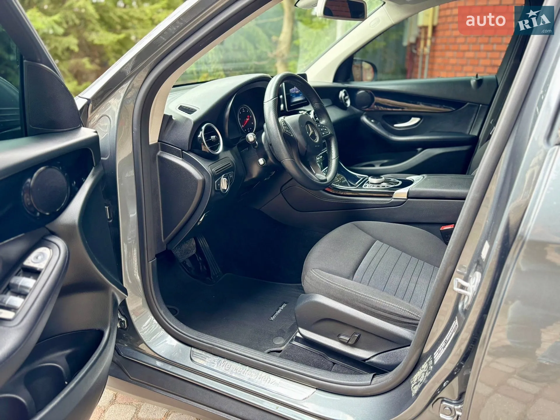 2017 Mercedes-Benz GLC - мініатюра 6