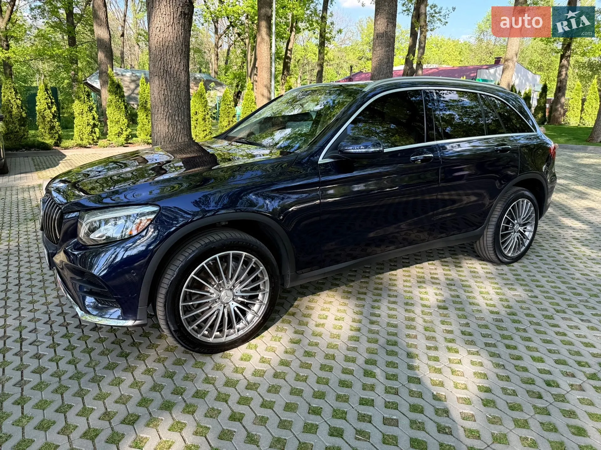2017 Mercedes-Benz GLC - мініатюра 26
