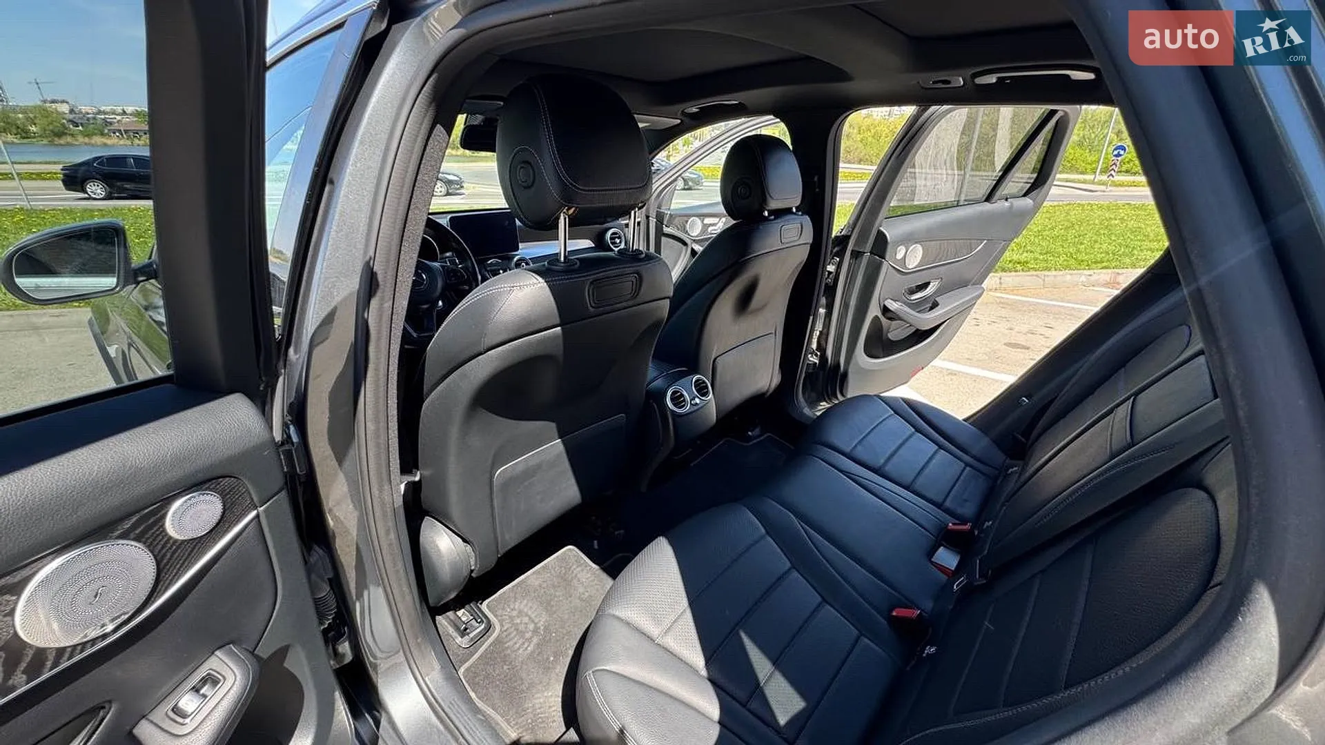 2017 Mercedes-Benz GLC - мініатюра 22