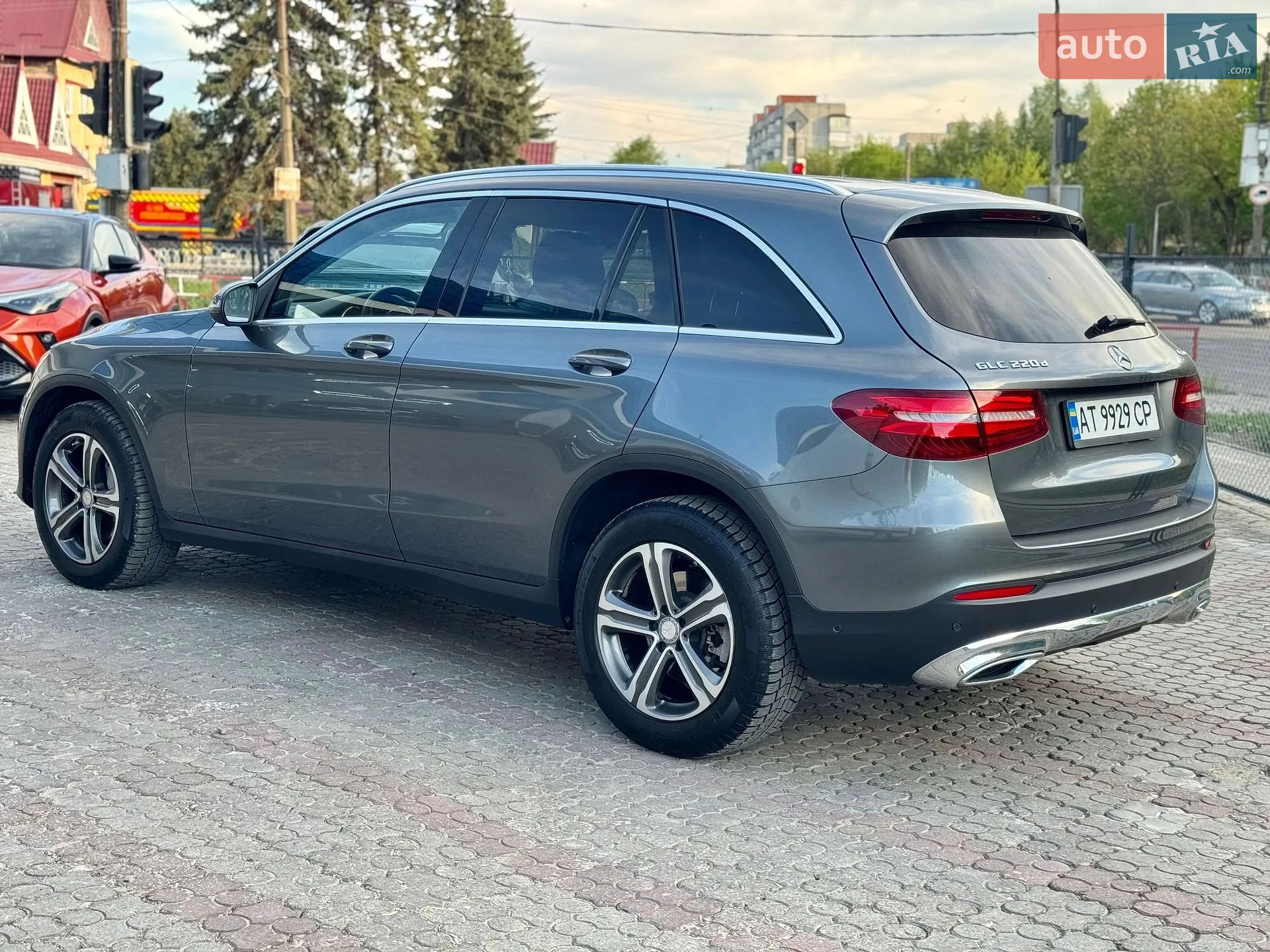 2016 Mercedes-Benz GLC - мініатюра 28