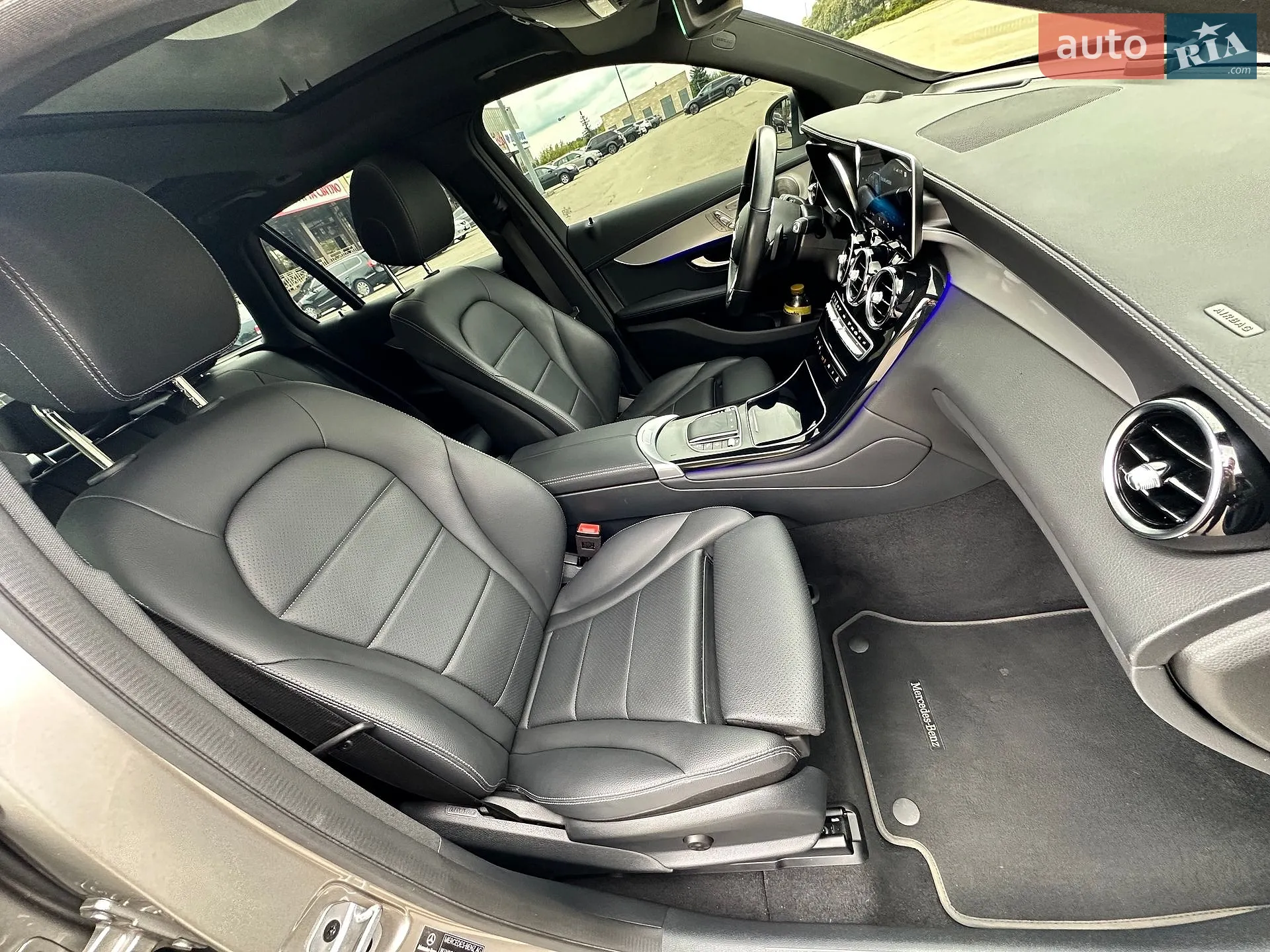 2022 Mercedes-Benz GLC - мініатюра 29
