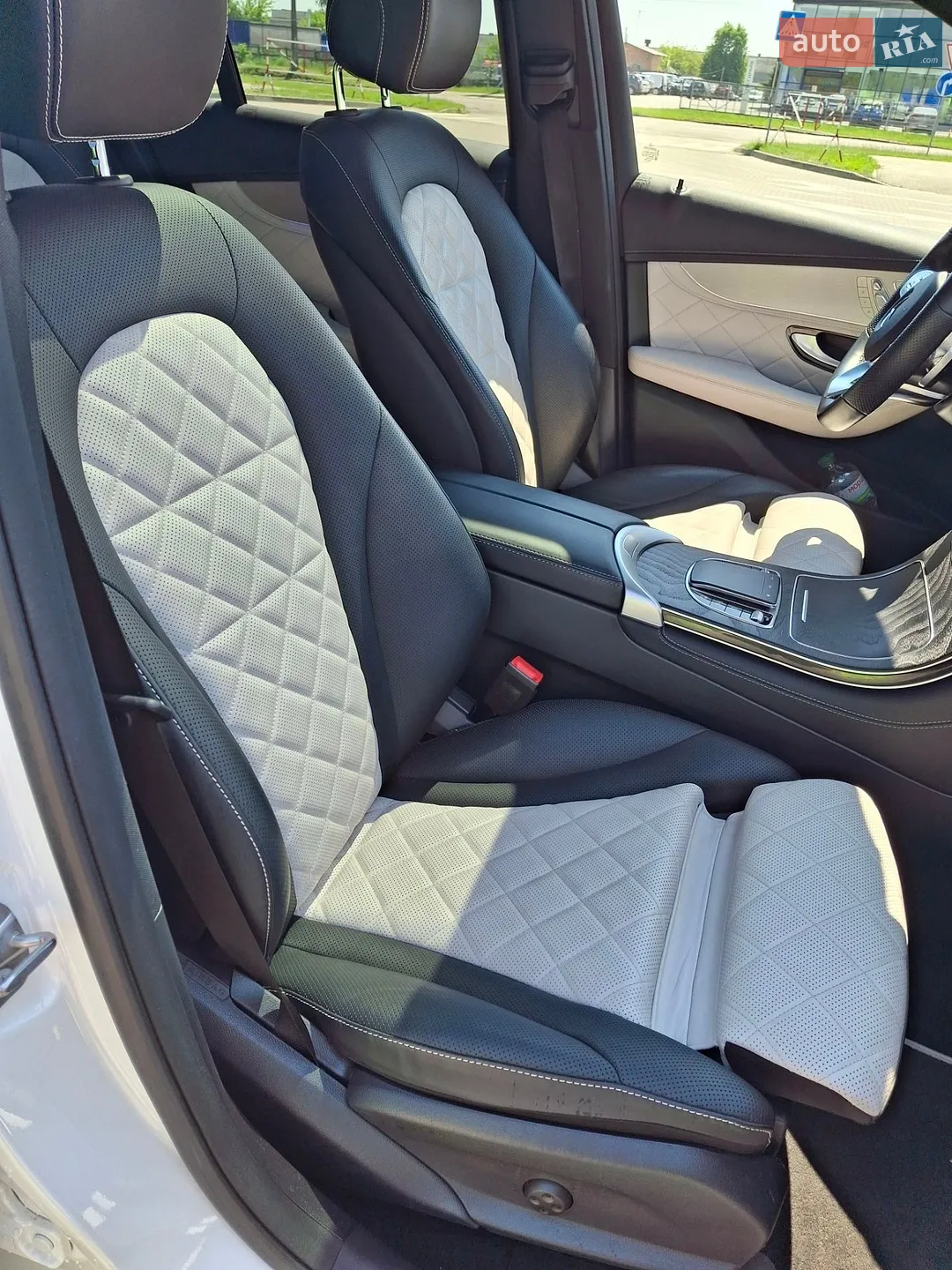 2019 Mercedes-Benz GLC - мініатюра 21
