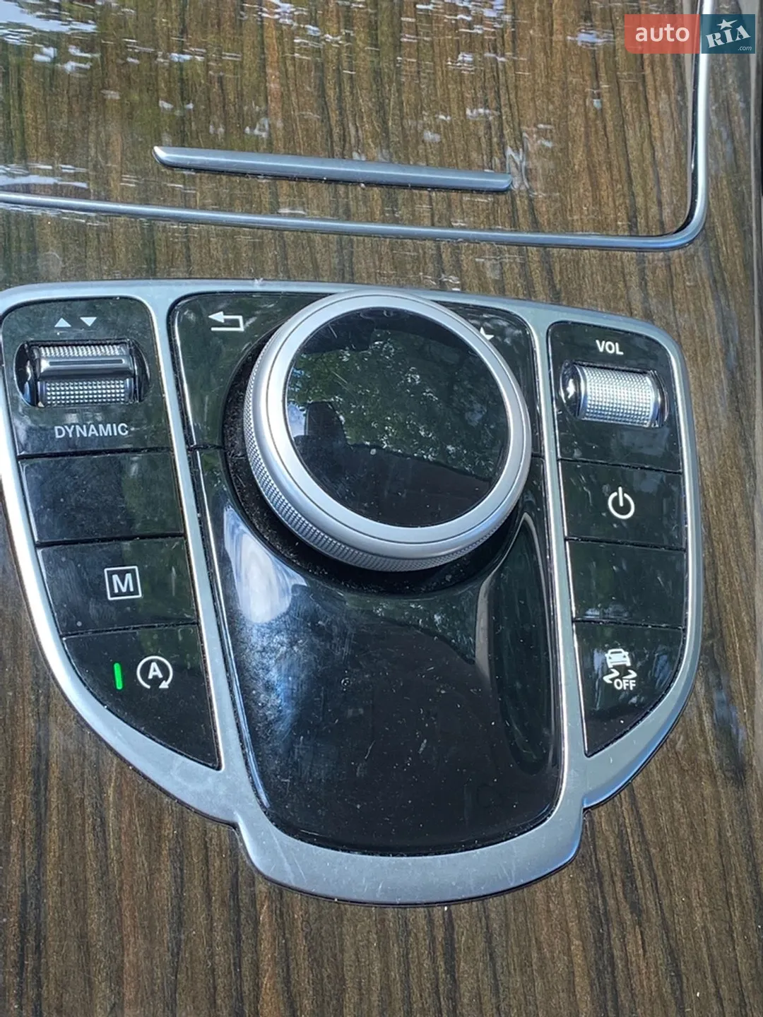 2017 Mercedes-Benz GLC - мініатюра 20