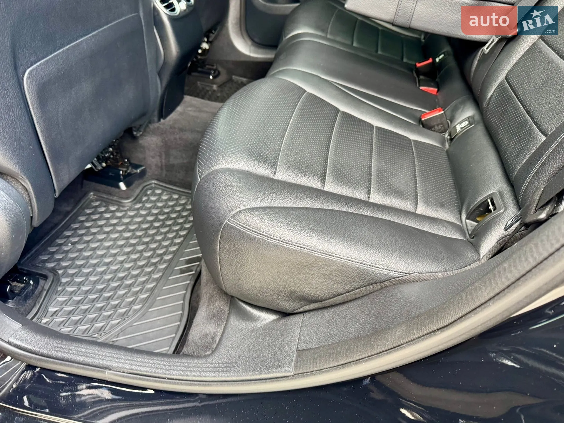 2018 Mercedes-Benz GLC - мініатюра 93