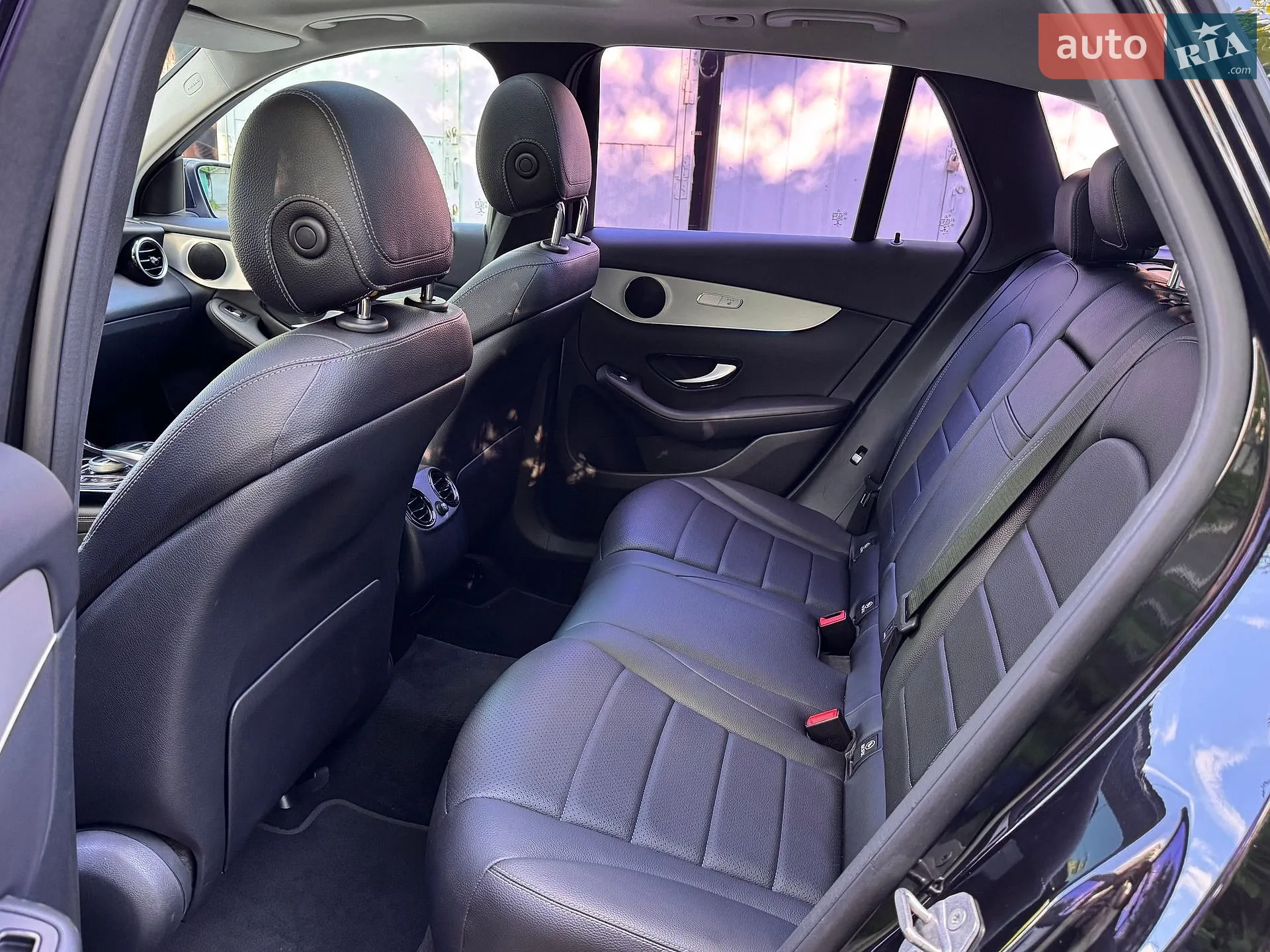 2016 Mercedes-Benz GLC - мініатюра 10