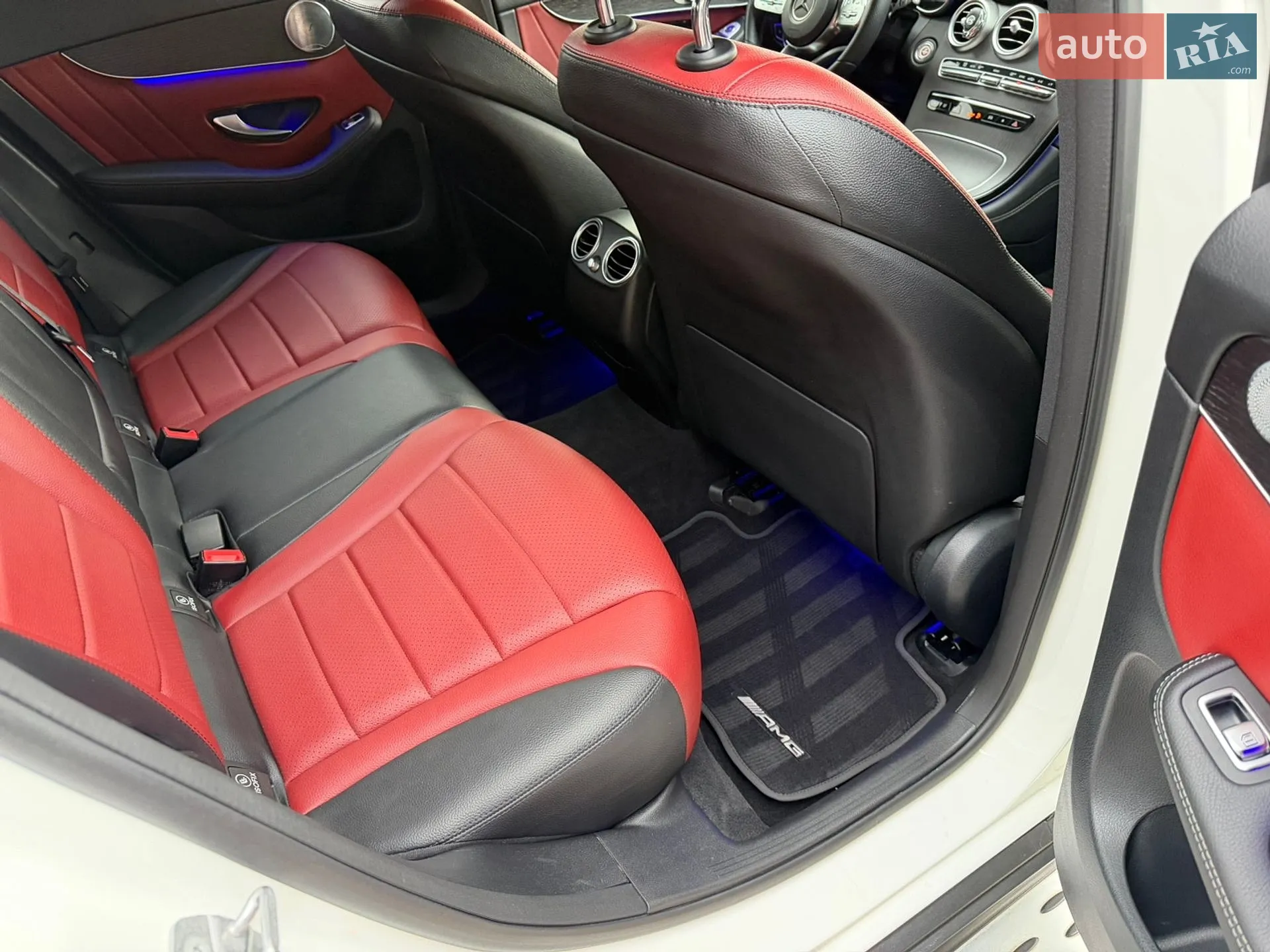 2020 Mercedes-Benz GLC - мініатюра 42