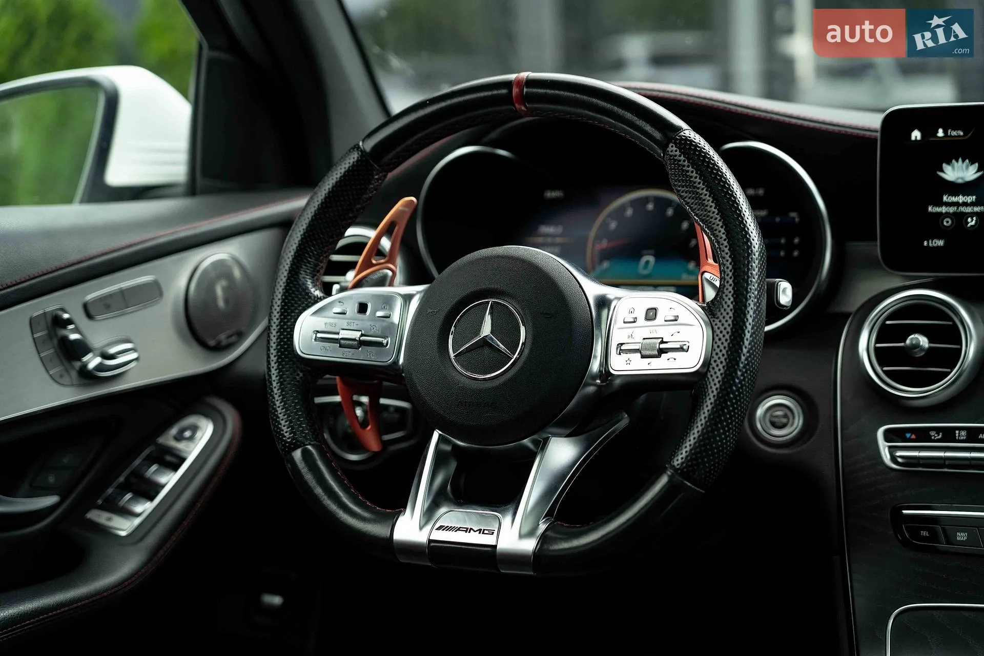 2022 Mercedes-Benz GLC - мініатюра 31