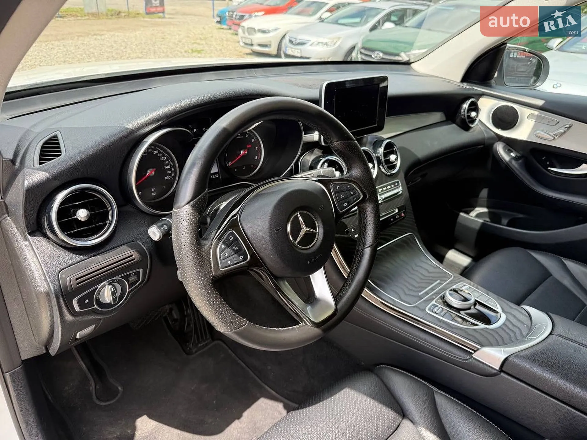 2018 Mercedes-Benz GLC - мініатюра 19