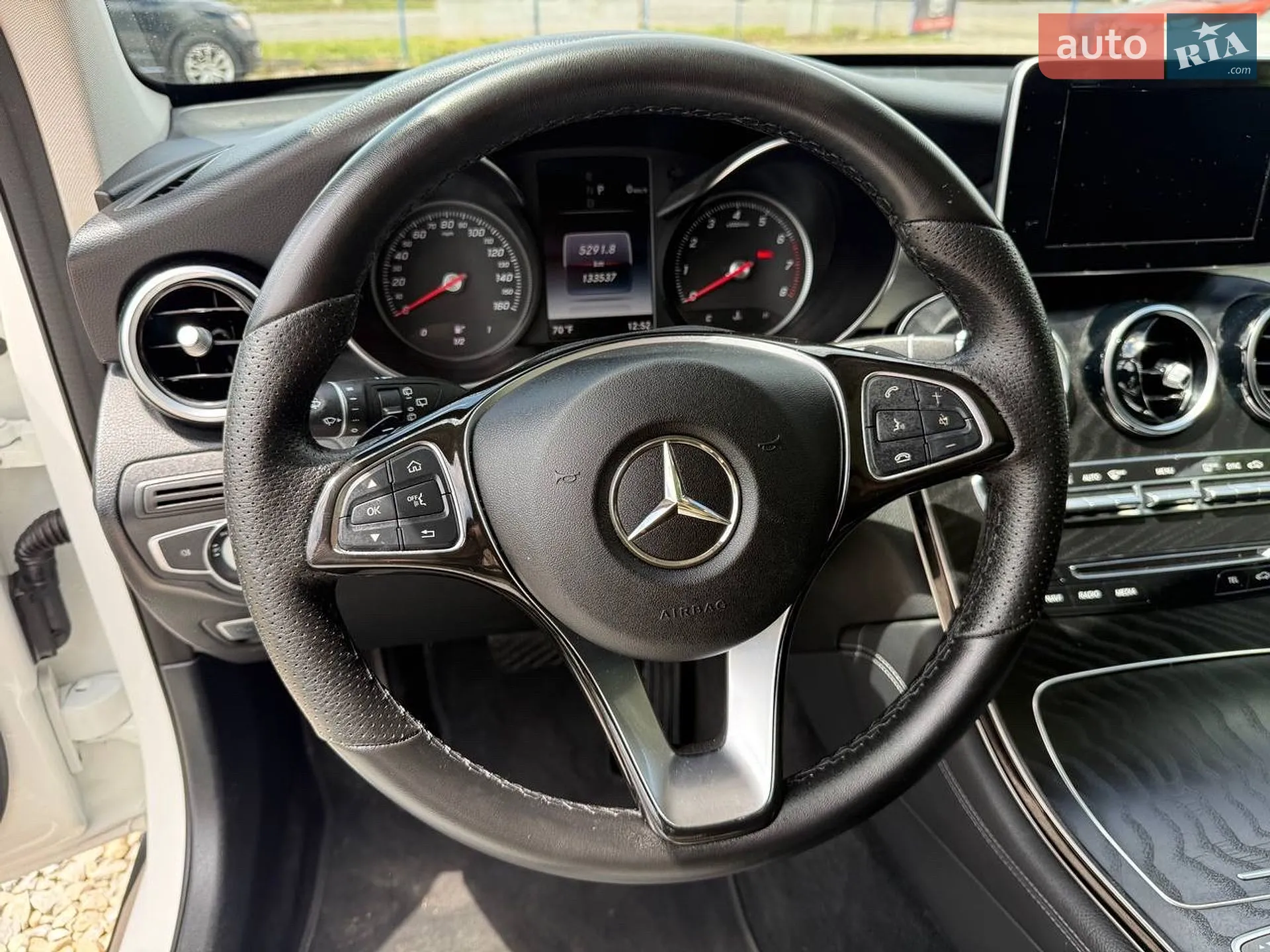 2018 Mercedes-Benz GLC - мініатюра 36