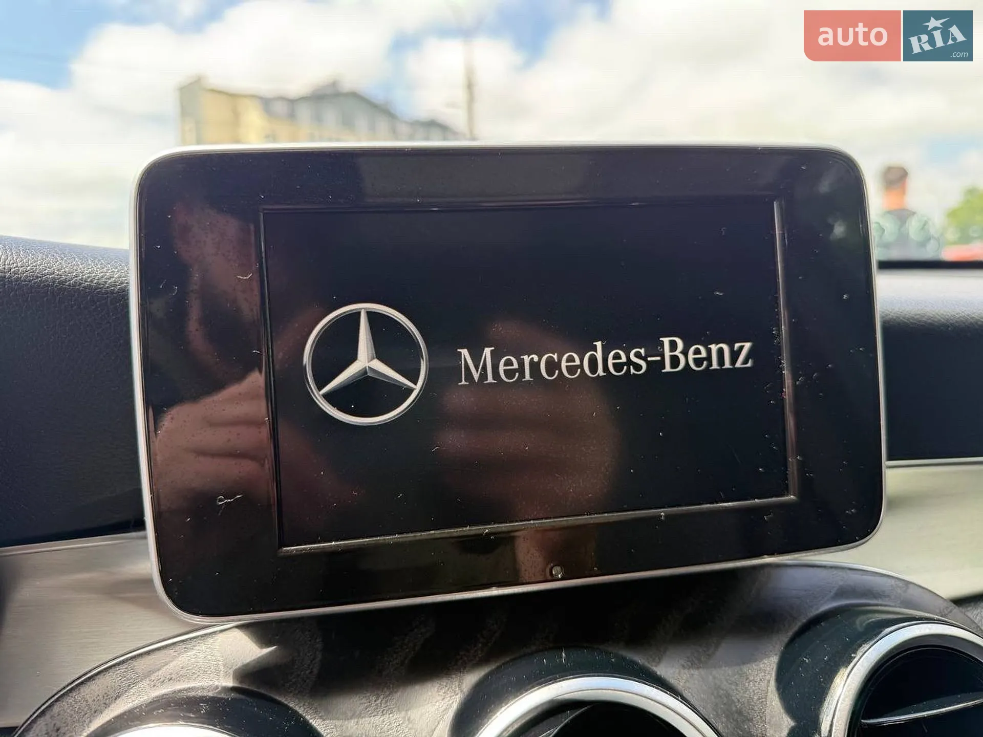 2018 Mercedes-Benz GLC - мініатюра 41