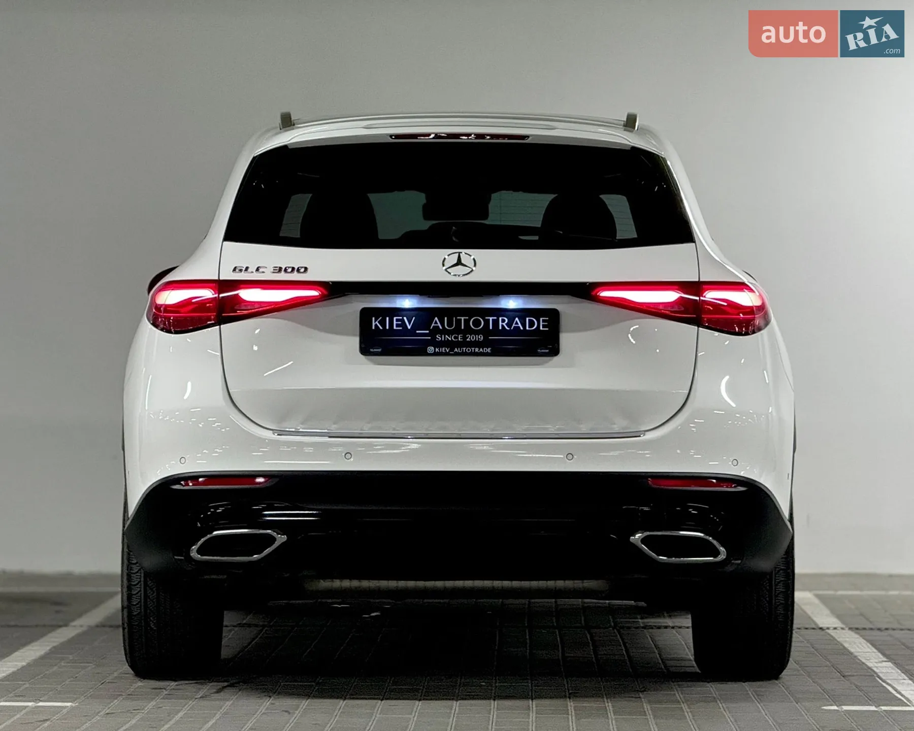 2023 Mercedes-Benz GLC - мініатюра 16