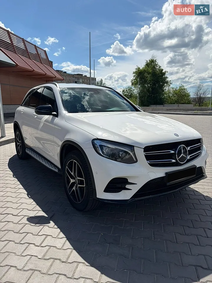 2018 Mercedes-Benz GLC - мініатюра 72