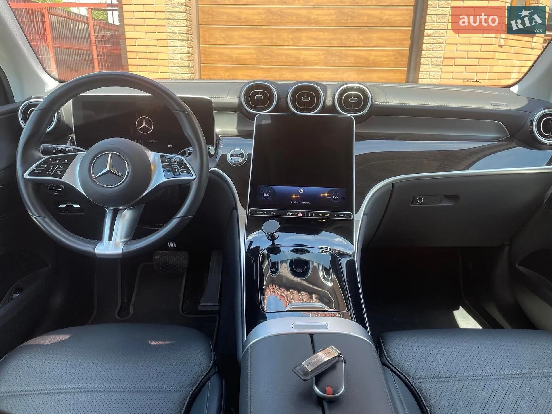 2024 Mercedes-Benz GLC - мініатюра 22